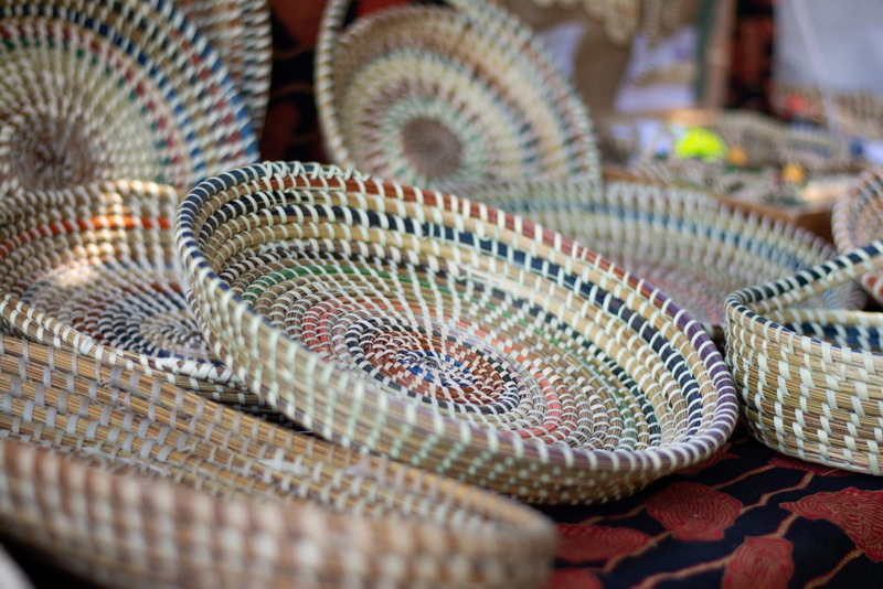 How Many Sweetgrass Basket Makers still Weave-_3 How Many Sweetgrass Basket Makers still Weave-_3