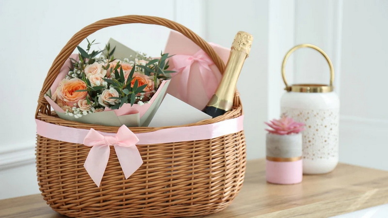 Why Should You Choose A Handmade Gift Basket for Mom Over Store-Bought Options Why Should You Choose A Handmade Gift Basket for Mom Over Store-Bought Options