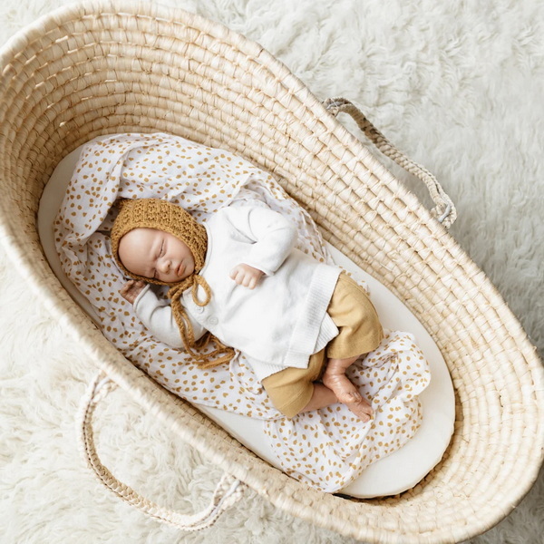 Wicker Moses Basket_2 Wicker Moses Basket_2