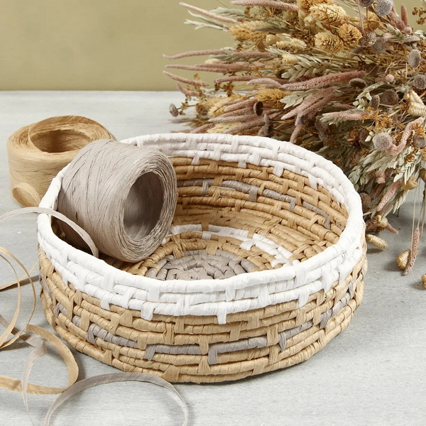 How To Weave A Basket with Raffia?
