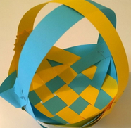 A round woven easter basket_2.jpg