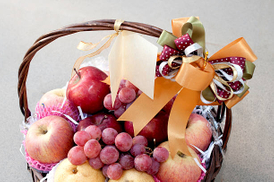 dark organic gift baskets_3.jpg