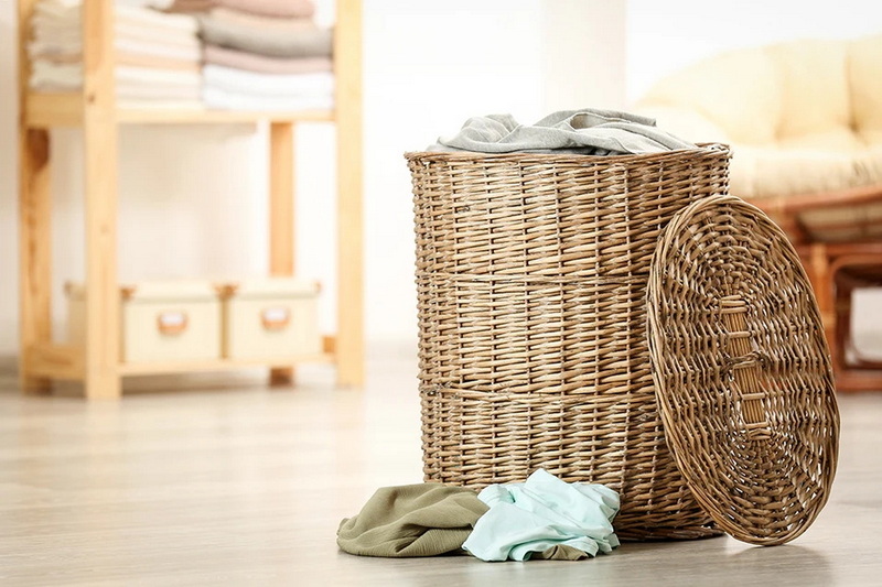 Rustic Laundry Baskets Made From Plants
