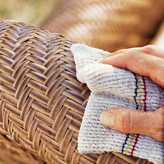 remove mould from wicker baskets_3