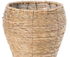 line a round wicker basket_1.jpg