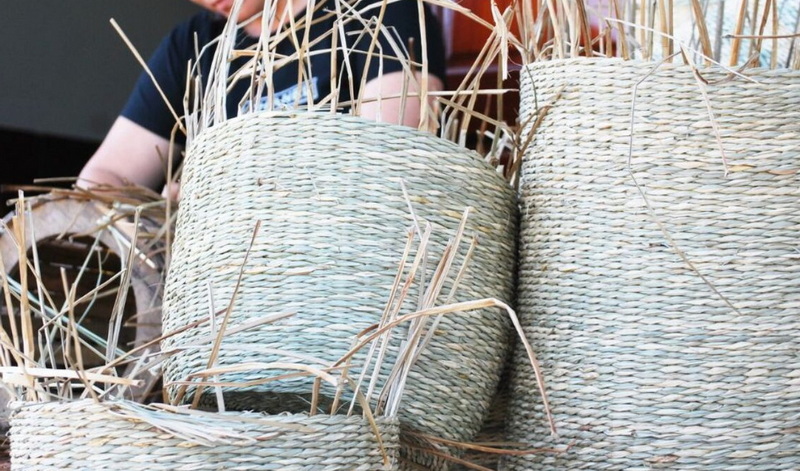 Weave A Basket From Grass_2