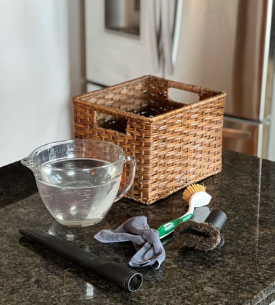 Clean Greasy Wicker Baskets_2
