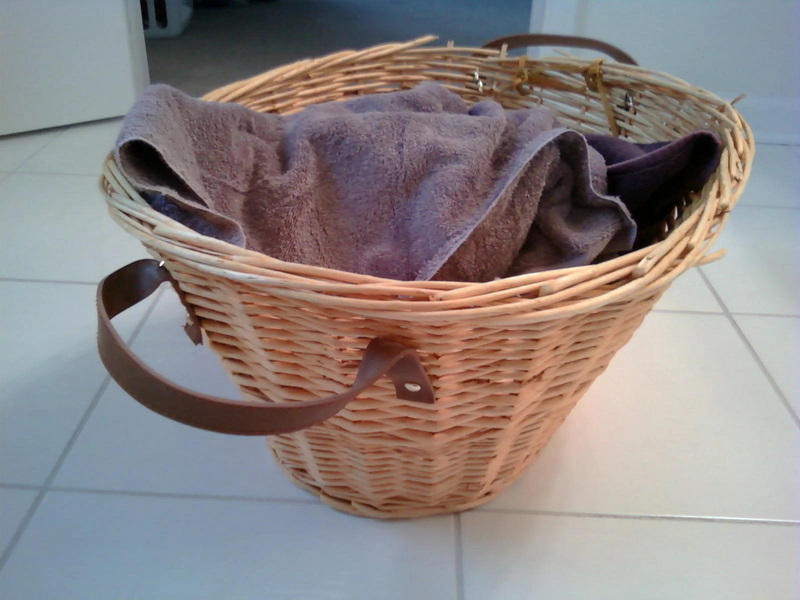 How To Repair Wicker Laundry Basket?