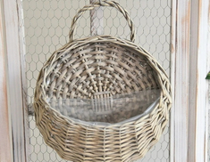 Get Mould Off Wicker Baskets.jpg