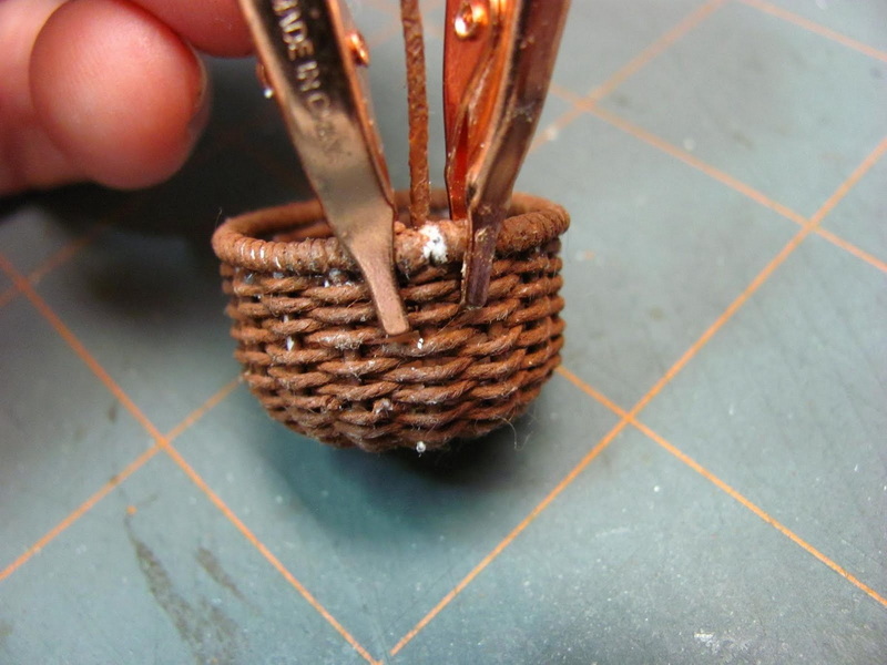 Small Butt Basket