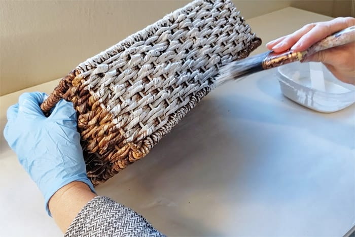 How To Whitewash Wicker Baskets?