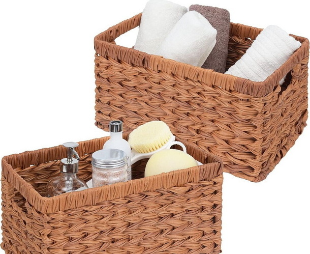 Wash Wicker Baskets with Soap And Water_3