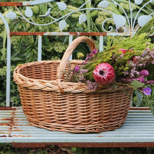What Is Wicker Shopping Baskets