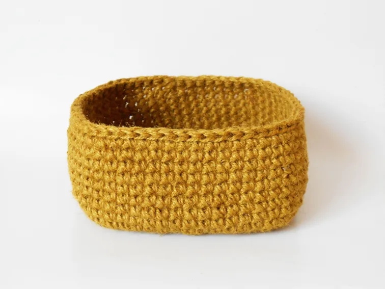 Is Basket Weave Stitch Reversible?