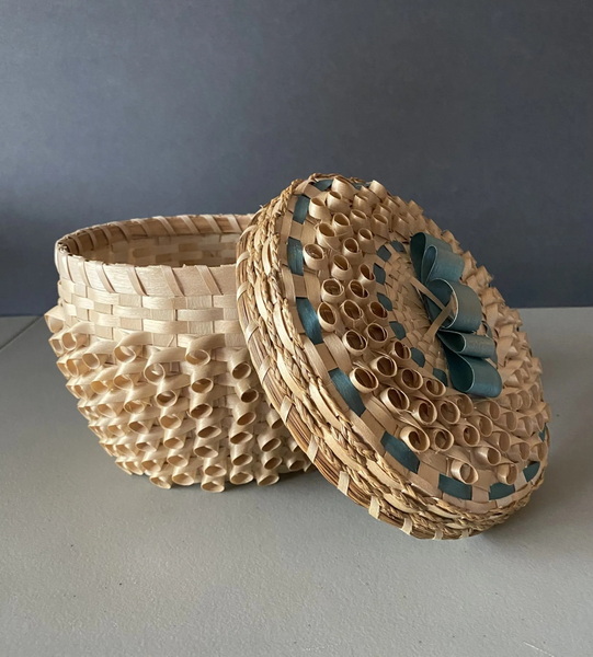 How Can You Identify An Authentic Passamaquoddy Handmade Basket?