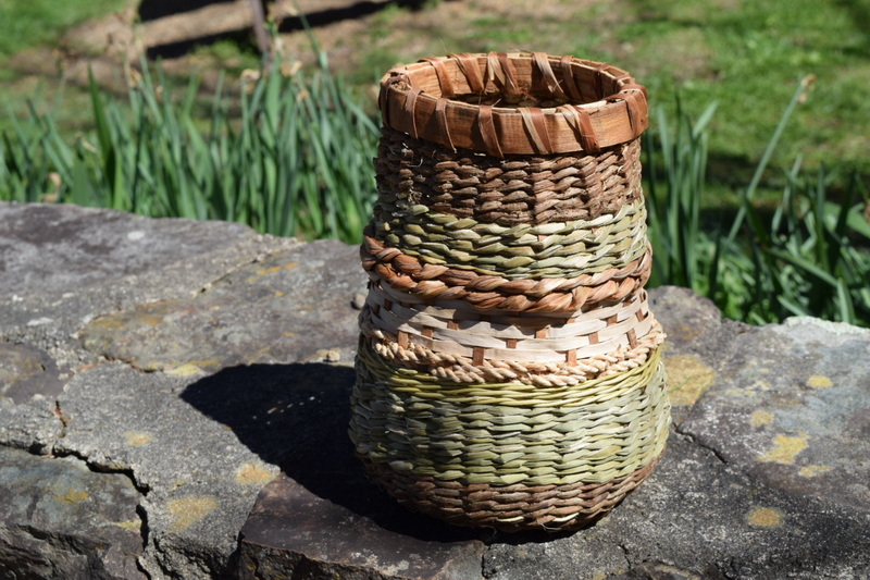 Weave A Basket Out of Cattails_1