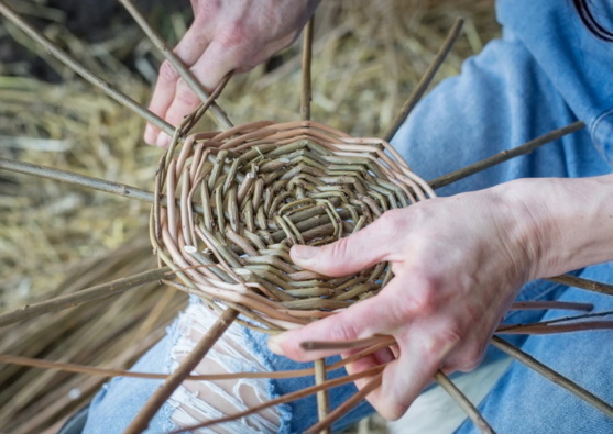 beautiful and functional basket_1
