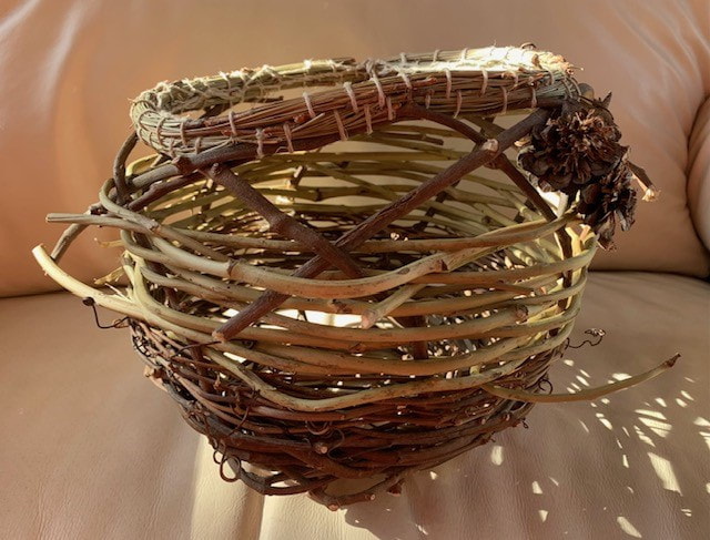Weave A Basket with Twigs_4