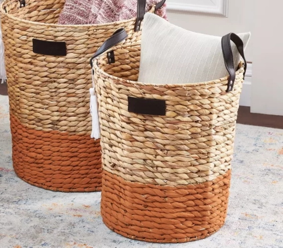 spray wicker baskets