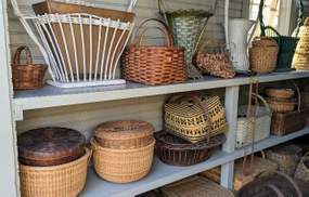 How Do U Display Wicker Baskets.jpg