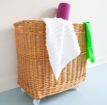Basket with wheels_3