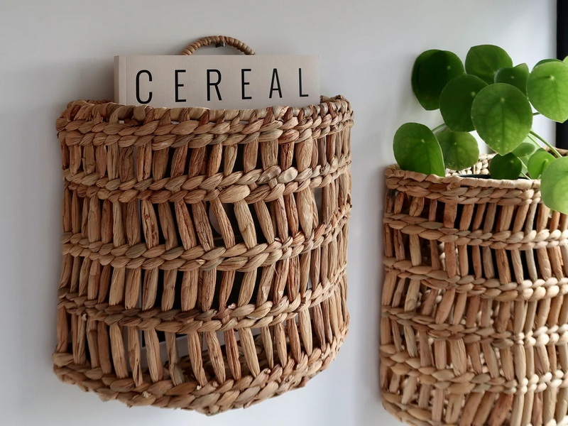 Clean Wicker Baskets From Thrift Store_3