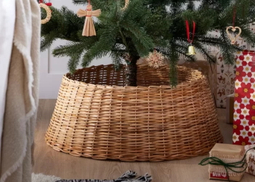 クリスマスツリーでバスケット織りをします