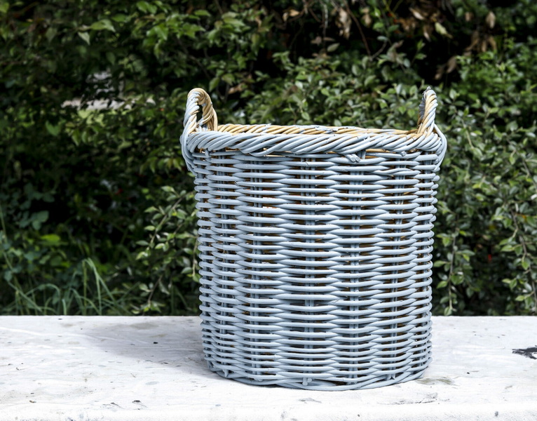 How To Paint Wicker Baskets White?
