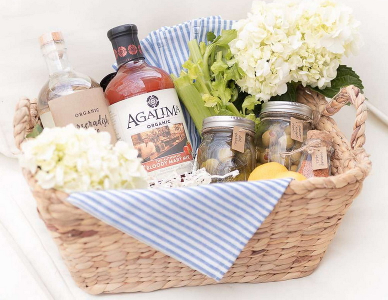 Are Small Oblong Handmade Baskets A Good Gift Idea for Special Occasions?