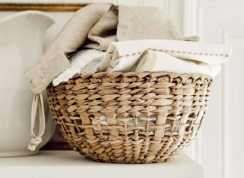 Round Wicker Laundry Basket_1