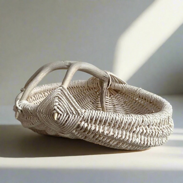 Why Are Moose Antler Handmade Baskets Popular Among Collectors of Artisan Crafts?