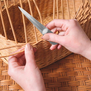 how to weave a rattan basket_5.jpg